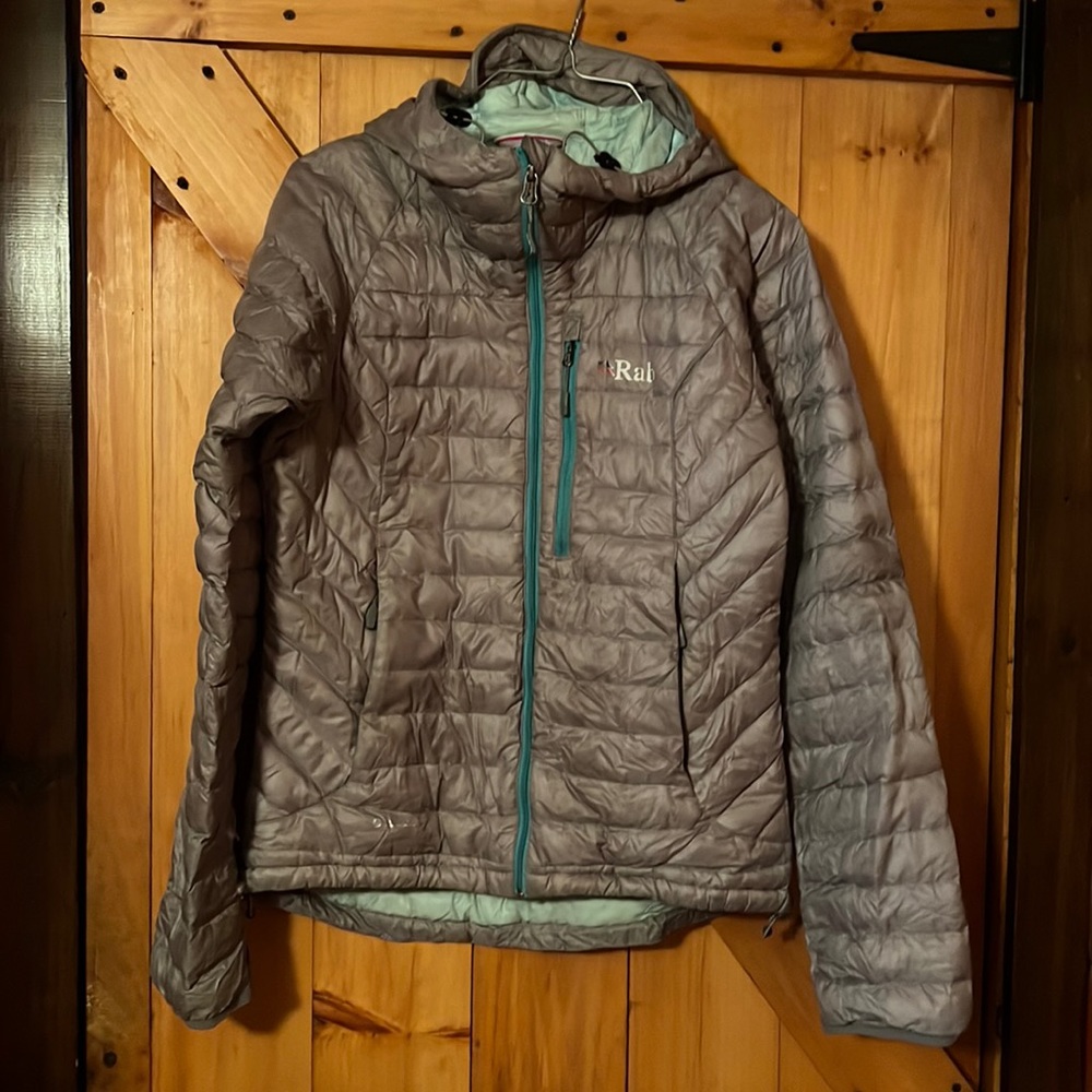 RAB Pertex Microlight  Packable Puffer Jacket with a hood!